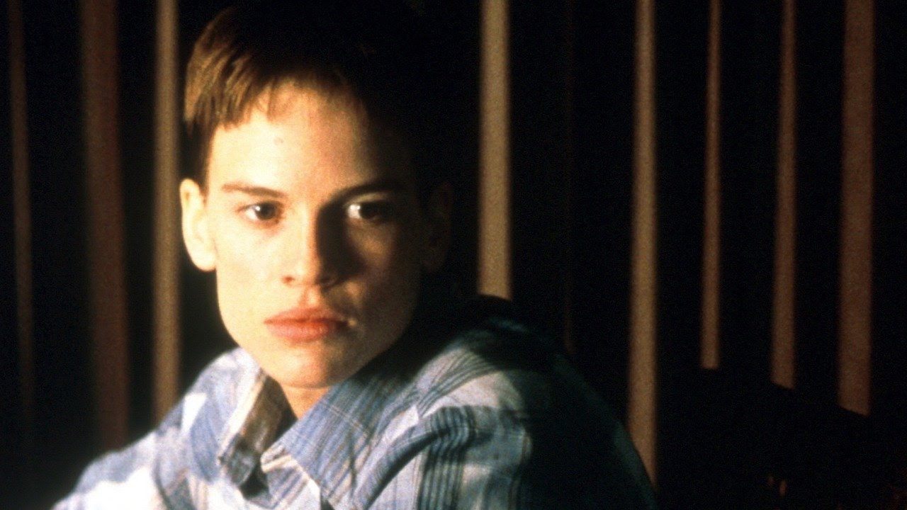 Hilary Swank em "Meninos não Choram": atriz foi premiada com o Oscar em um dos melhores representantes da safra LGBTQIA+ dos anos 90