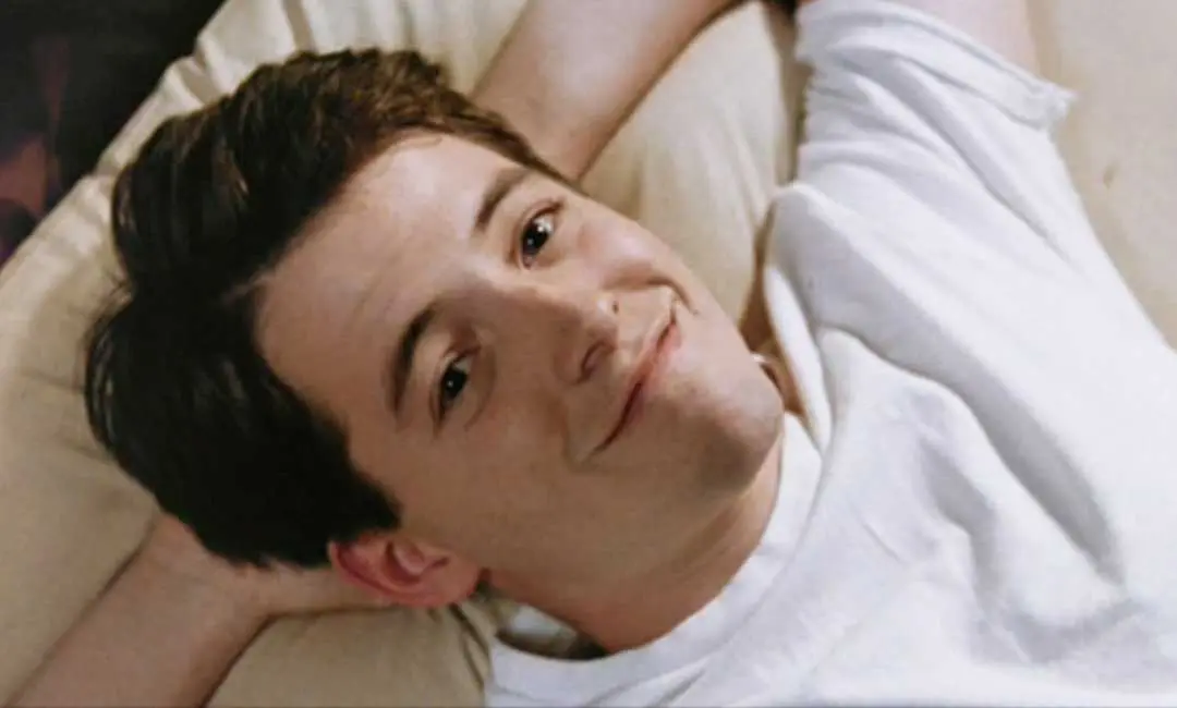 A quebra da quarta parede não é apenas um truque estilístico: Ferris Bueller em Curtindo a Vida Adoidado é o melhor exemplo